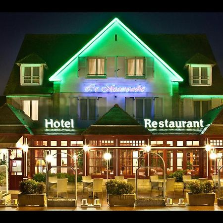 Hotel-Restaurant Le Normandie Luc-sur-Mer Eksteriør billede