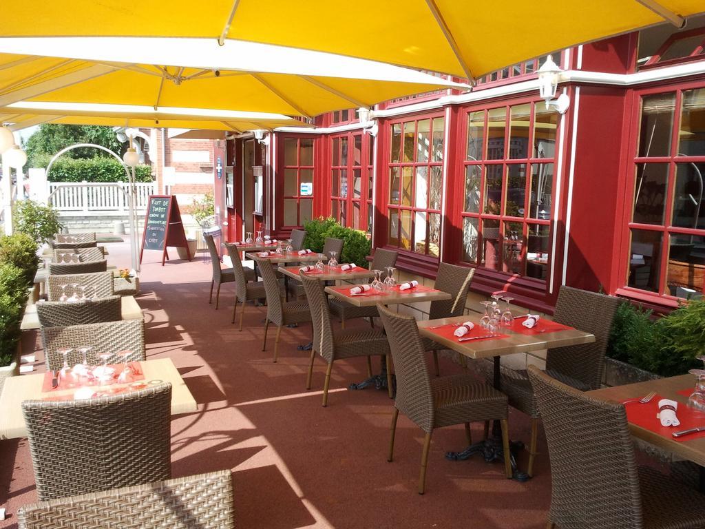 Hotel-Restaurant Le Normandie Luc-sur-Mer Eksteriør billede