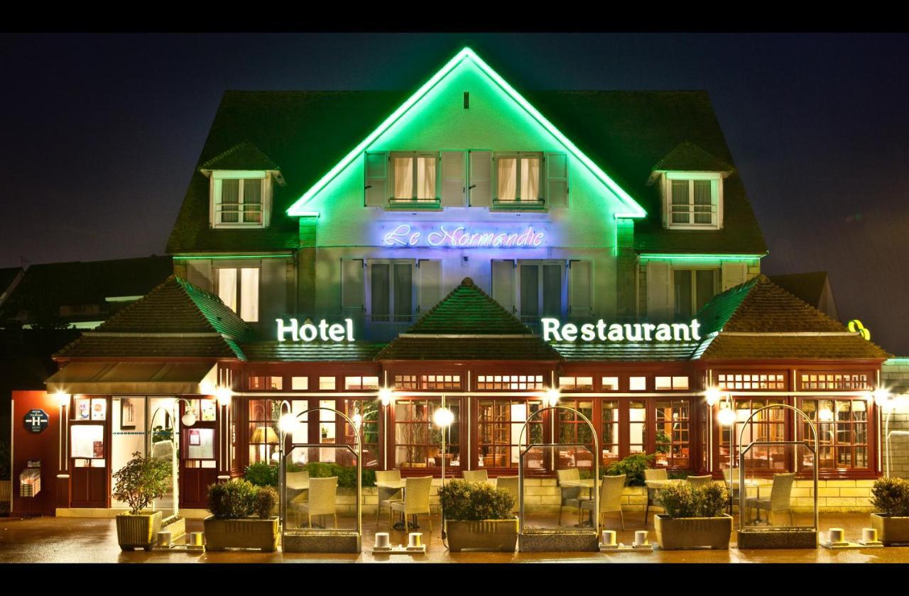 Hotel-Restaurant Le Normandie Luc-sur-Mer Eksteriør billede